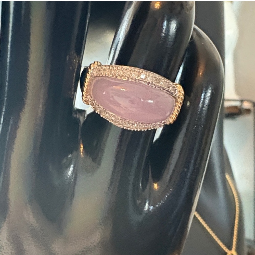 Lavender Jade and diamond ring - Picture 7 of 8